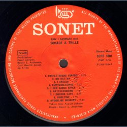 Schade: Sjov I Danmark - Original Danish 1st Pressing - All Red Sonet Labels