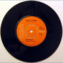 Bassemand b/w Er det mon regnvejr...