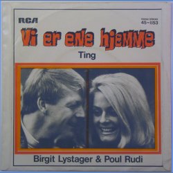 Ting b/w Vi er ene hjemme