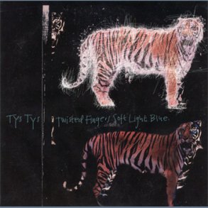 Twisted Fingers Soft Light Blue