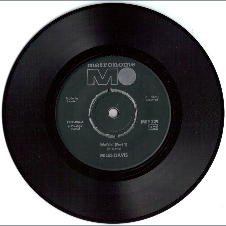 Walkin' (Part1) b/w Walkin' (Part 2)