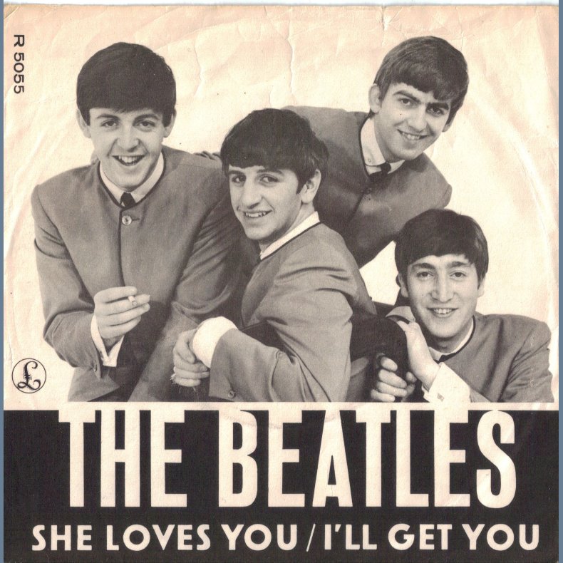 She Loves You b/w I'll Get You - 1963 Danish Parlophone label 1st issue Mono 2-track 7" - Red labels