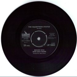 The Equestrian Statue b/w The Intro. And The Outro. - Original Danish/German Issue