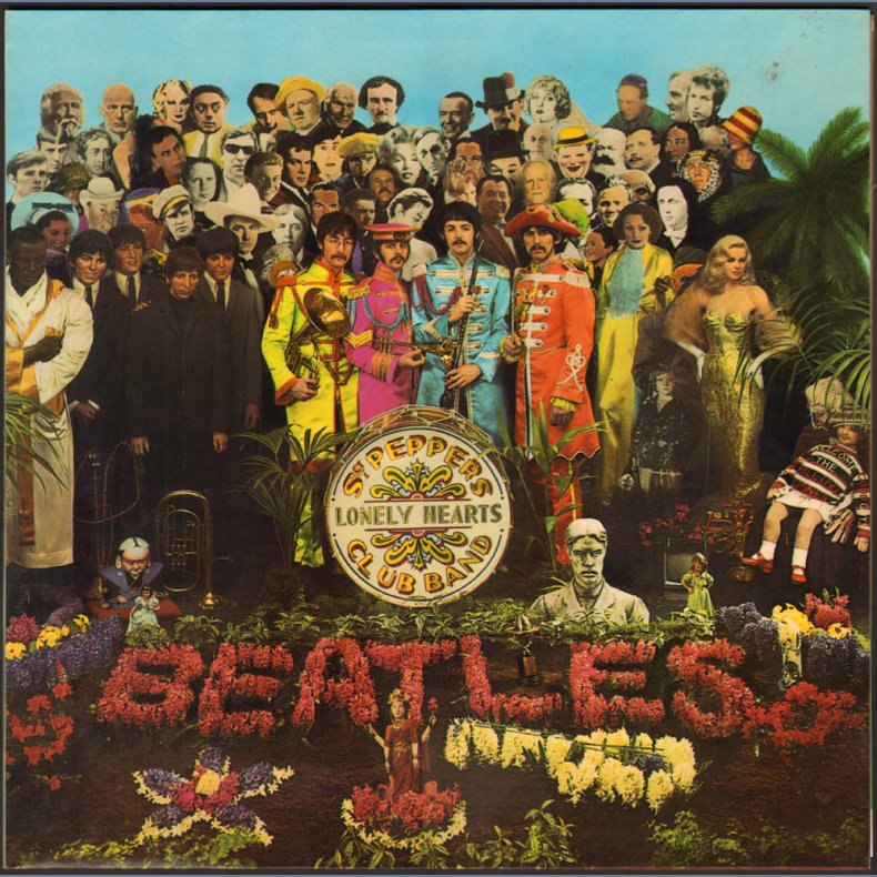 Sgt. Pepper's Lonely Hearts Club Band - 1969 Danish Parlophone label 2nd Issue 13-track LP