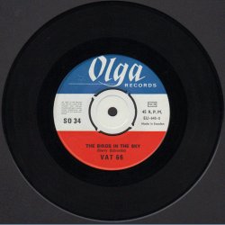 The Birds In The Sky b/w The Quare Of The Won Fights - 1966 Swedish pressed 2-track 7" Single