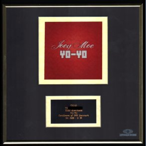 Yo-Yo - Authentic 2009 Danish Copenhagen label Platinum Download Award
