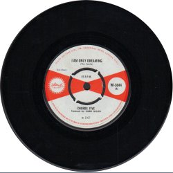 I Am Only Dreaming b/w Universal Vagrant - Original 1967 UK Island label 2-track 7" Single