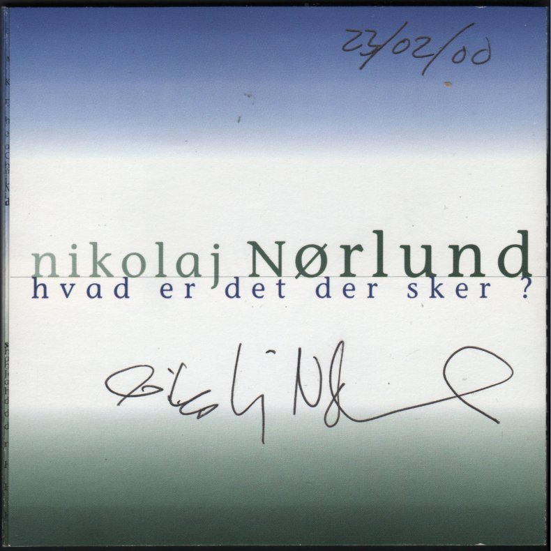 Hvad er det der sker? - 2000 Danish Columbia label 11-track CD - Autographed On Front Booklet