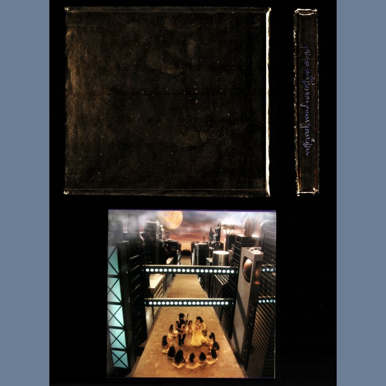 Love Symbol - Original 1992 US Warner Bros label 18-track Limited CD - Embossed Gold Slipcase Issue