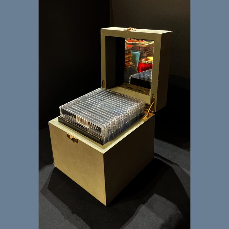 The CD Singles - 1991 German World Of Music Stores Exclusive Limited Edition 18-CD single box